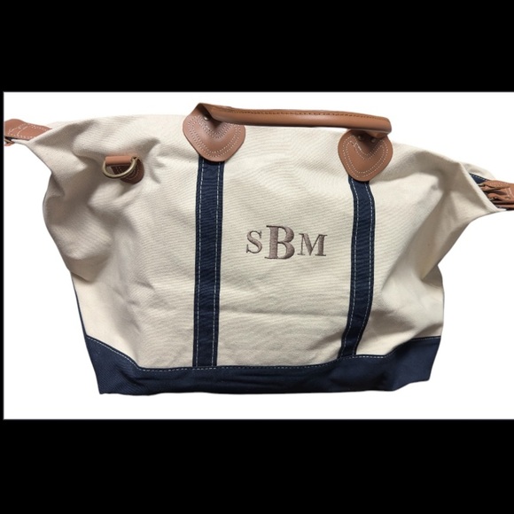 Navy Weekender Duffle Bag With Shoulder Strap, Large - Picture 2 of 5